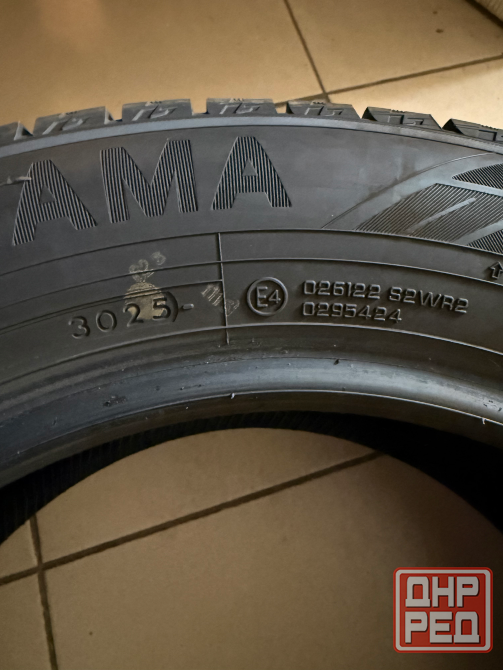 Шины (зима) Yakohama ice guard 60 215/60 r16 Донецк - изображение 2