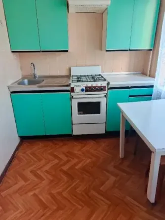 Продам 2-ком.кв. Петровский район. Донецк
