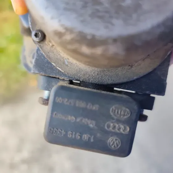 Вакуумный насос Skoda Octavia a5 caxa 1,4 tsi Макеевка