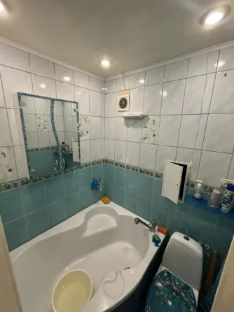 Продаю 1к квартиру,1/3,Калининский район Донецк