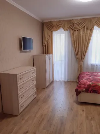 Сдачажилья Кировскийрайон 1комнатная двуспальнаякровать большаякухня Донецк