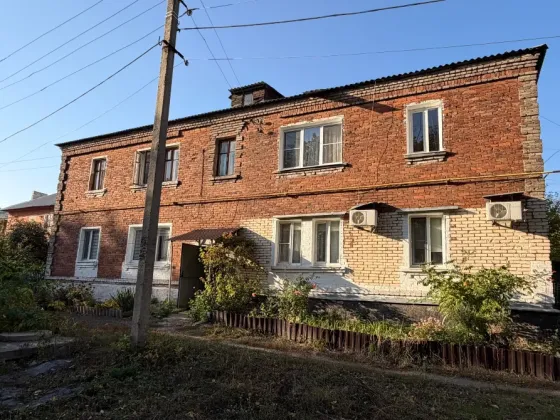 Продам 2-х комн. кв., 2/2 эт., 44 м.кв. - Макеевка, ул. Жукова, пос. Якхз Макеевка