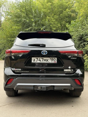 Toyota Highlander 2021 год 2.5 бензин состояние идеальное Донецк