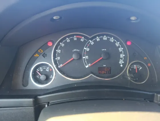 продам надёжный, экономичный, семейный автомобиль Донецк