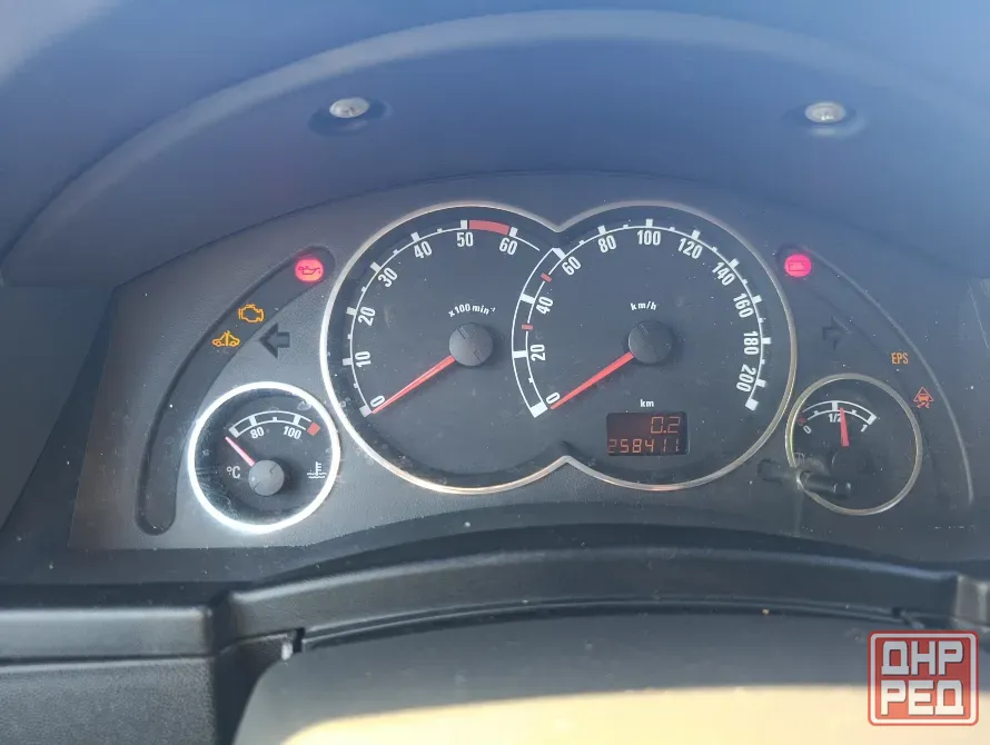 продам надёжный, экономичный, семейный автомобиль Донецк - изображение 2