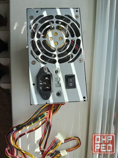 Блок питания компьютерный 300 W Донецк - изображение 1