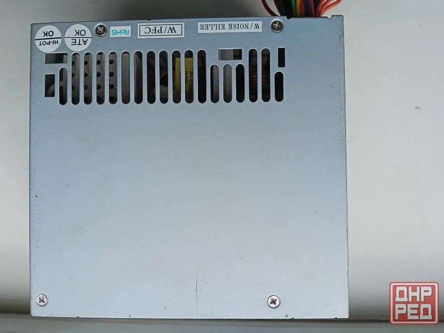 Блок питания компьютерный 300 W Донецк - изображение 2