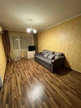 Продается 2-клмнатная квартира в Центральном районе Мариуполь