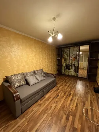 Продается 2-клмнатная квартира в Центральном районе Мариуполь