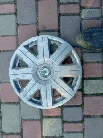 Продам колпаки на авто дача Логан 4штуки R15 Шкода 1колпак на 14 Донецк