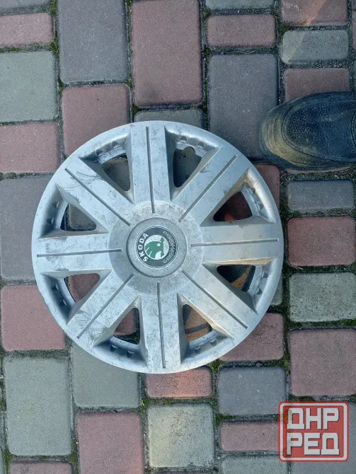 Продам колпаки на авто дача Логан 4штуки R15 Шкода 1колпак на 14 Донецк - изображение 1