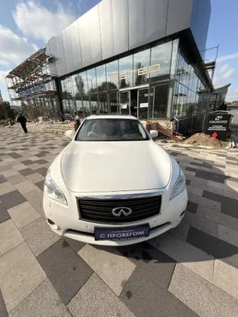INFINITI Q70 Донецк