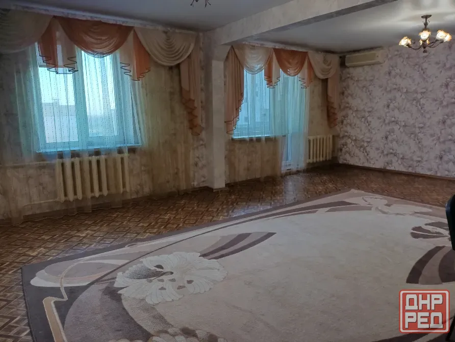 Аренда красивой крупногабаритной 3- х комнатной квартиры в Киевском районе. Маяк. Донецк - изображение 1