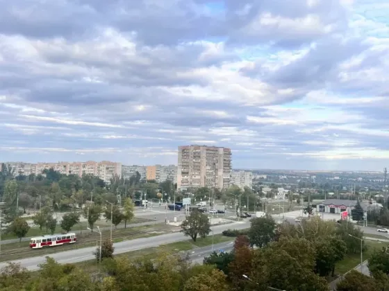 Продается 2-комнатная квартира в Центральном районе Мариуполь