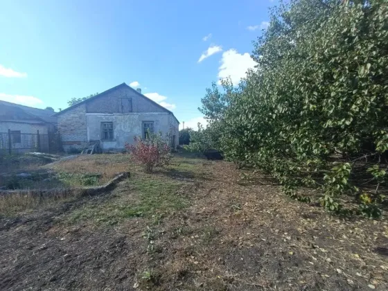 продам дом с летней кухней, газом, 16 соток. Семашко Донецк