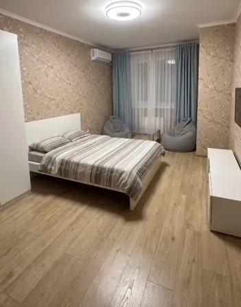Сдам квартиру в ворошиловском районе, грин плаза ориентир Донецк