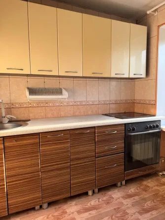 Продам 2-комн. квартиру на Красной Звезде. Макеевка