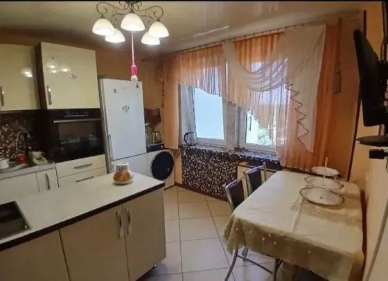 Продам 3-х комн.квартиру Аравийская Донецк