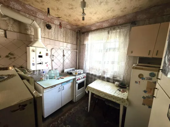 Продается 1 комнатная квартира Ленинский р-н Кирова Донецк