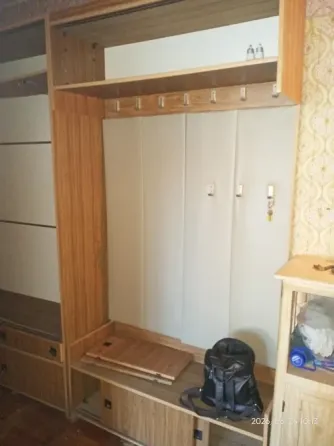Продам прихожую Снежное Снежное