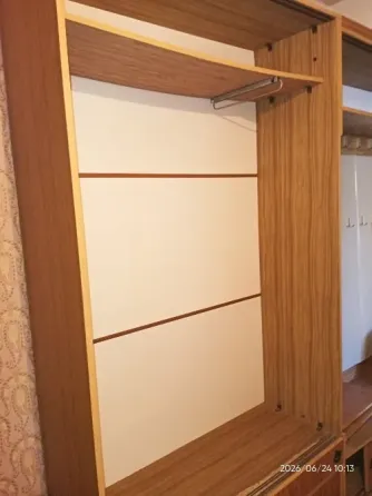 Продам прихожую Снежное Снежное