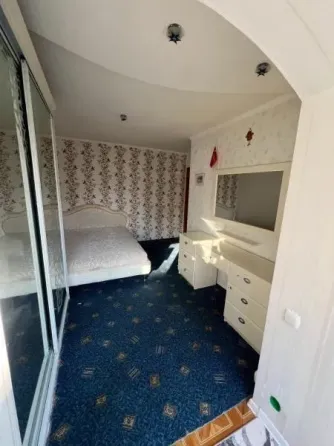 Срочно!3-комнатная квартира.58м2,3/5.Кировский р-н,ул.Бирюзова.Цена 4,2млн Донецк