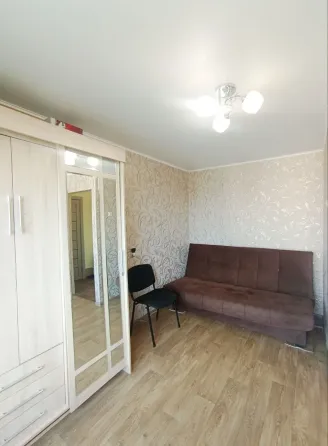 Продается гостинку в Ильичёвском районе по улице Заворуева 7 Мариуполь