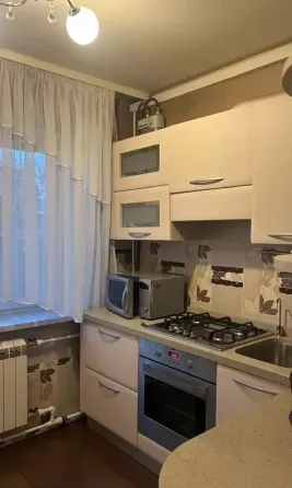 сдам 2ух комнатную квартиру Донецк