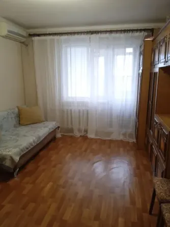 продам 1-комнатную квартиру на Ревякина, рядом Текстильщик Донецк
