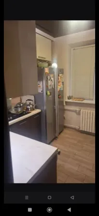 продам 2 к.кв.пролет.раздольн. 3100 м р воду бьёт посуд. включ.. Донецк