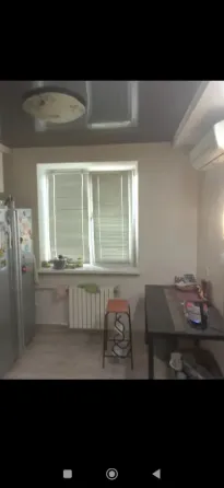 продам 2 к.кв.пролет.раздольн. 3100 м р воду бьёт посуд. включ.. Донецк