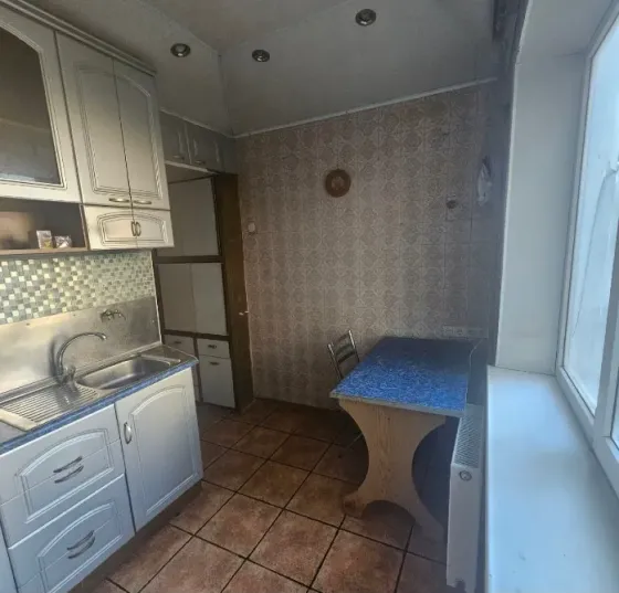 2 комн, мкрн Октябрьский (ул. Лузина) Донецк