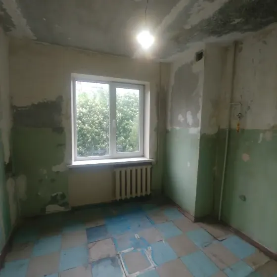Продаю 2 комн.кв.Бажаново Макеевка