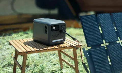 DJI Power 1000 Mini - Портативная электростанция мощностью 1008 Вт-ч в с 2-мя солнечными панелями. Донецк