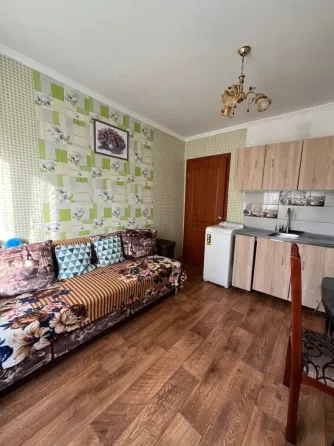 Продается 2-комнатная квартира в Центральном районе Мариуполь