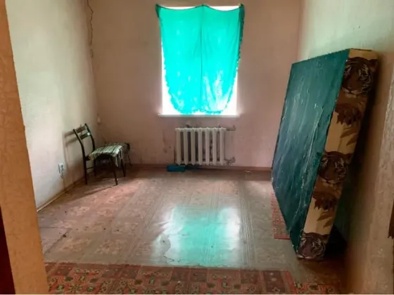 Продаю 4-х комнатный дом в Пролетарском районе, ул. Партсъезда, Капитальная Донецк