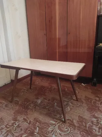 Столик журнальный ретро из дерева Макеевка