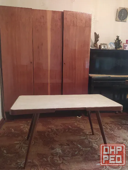 Столик журнальный ретро из дерева Макеевка - изображение 2