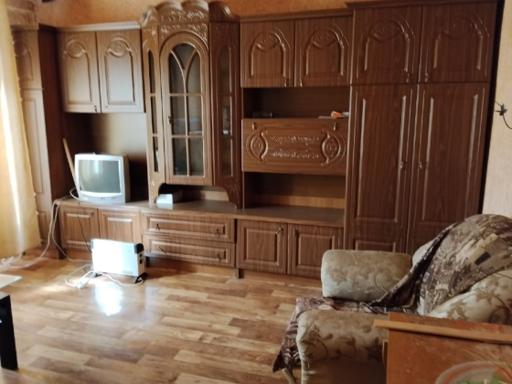 Двушка жилая с мебелью Зугрес Макеевка