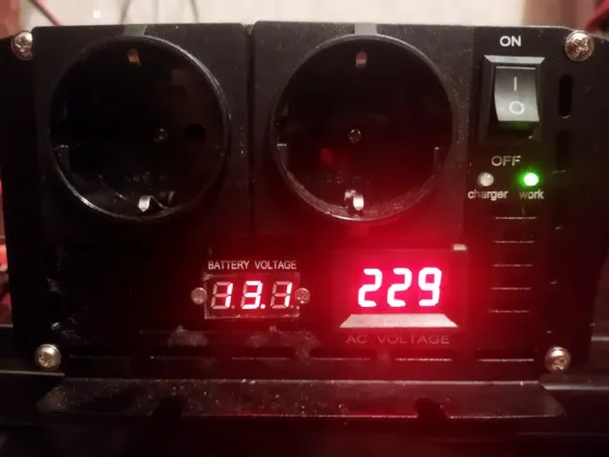 Инвертор, преобразователь с 12В на 220В Макеевка