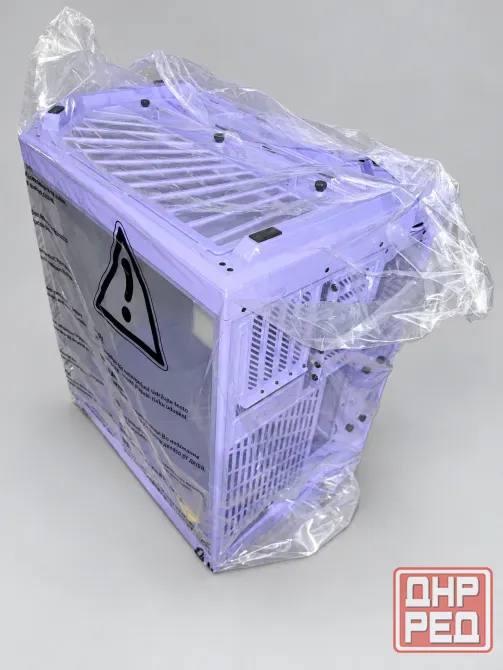Корпус для компьютера Hyte Y70 Taro Milk, сиреневый Донецк - изображение 3