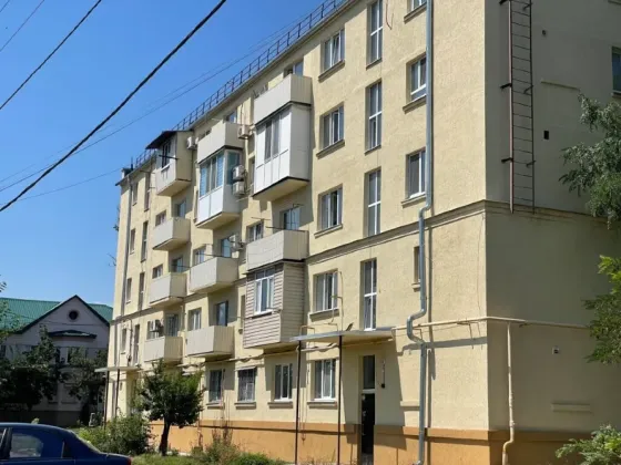 Продается студия в Ильичевском районе Мариуполь