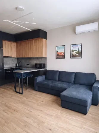 Сдаётся квартира-студия в Калининском районе Донецка Донецк