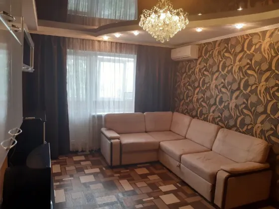 Сдам 2 х ком квартиру авторынок Донецк