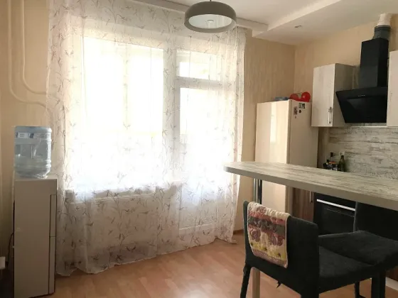 Сдается однокомнатная квартира возле Каравана, улица Независимости! Донецк
