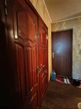 Продам 3-квартиру. Хороший этаж. Хорошая цена. Донецк