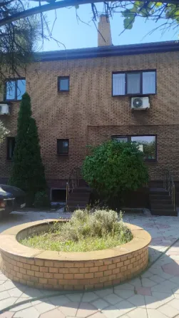 Продам дом в центре города Макеевка