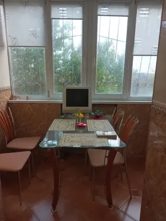 Сдам 2х ком на Широком,2/9 эт.Ремонт,мебель,на долгий срок Донецк