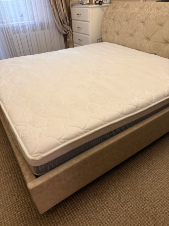 Продам ортопедический матрас 180/200 Донецк