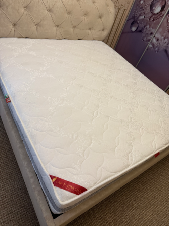Продам ортопедический матрас 180/200 Донецк